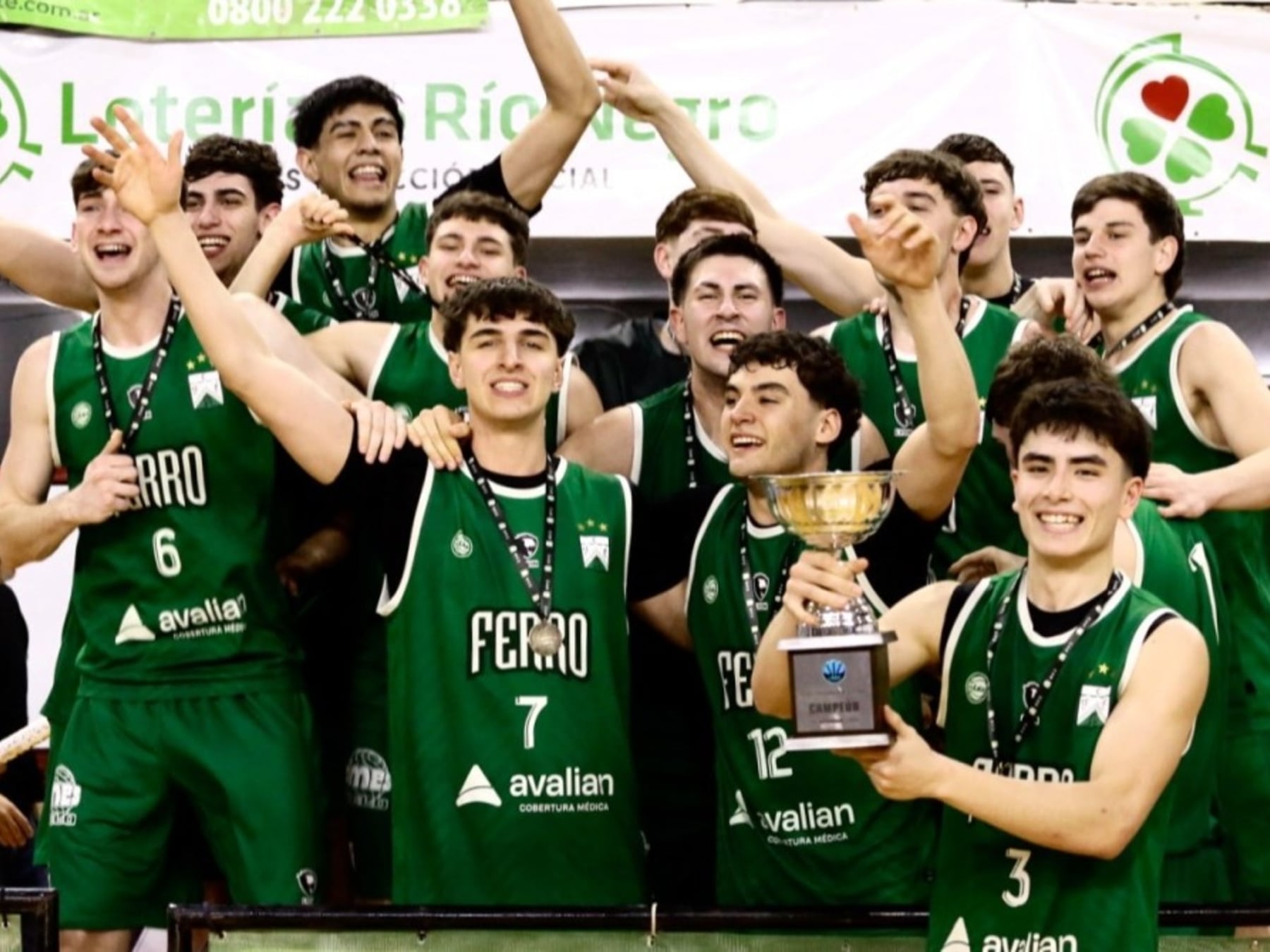 Ferro levantó el título en Viedma con un Martorell iluminado y un Rizzotti que no alcanzó