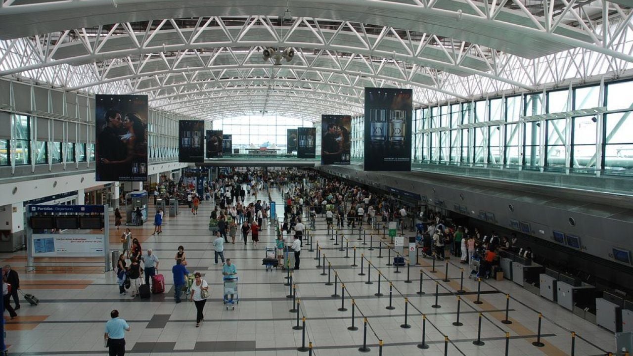 American Airlines suma tres ciudades europeas desde Filadelfia y empuja su mayor renovación de cabinas
