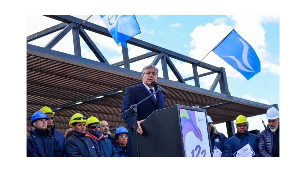 Neuquén apuesta a un aeropuerto como nodo ferroviario y extiende su costanera a 35 kilómetros sobre el río