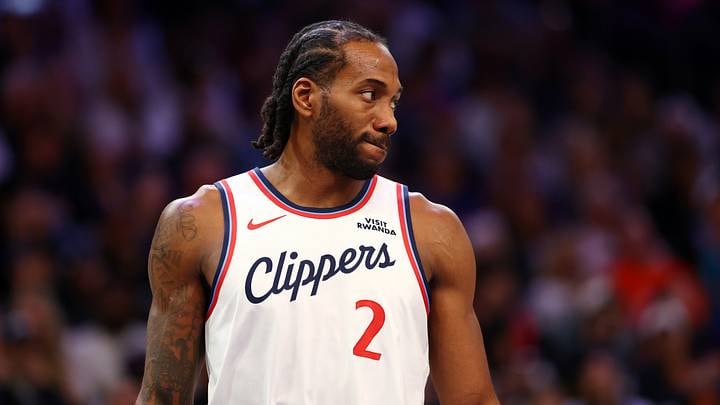 Gallinari la vio pasar y ahora la cobra: le pide a Leonard que devuelva hasta el último dólar de los 50 millones bajo cuerda