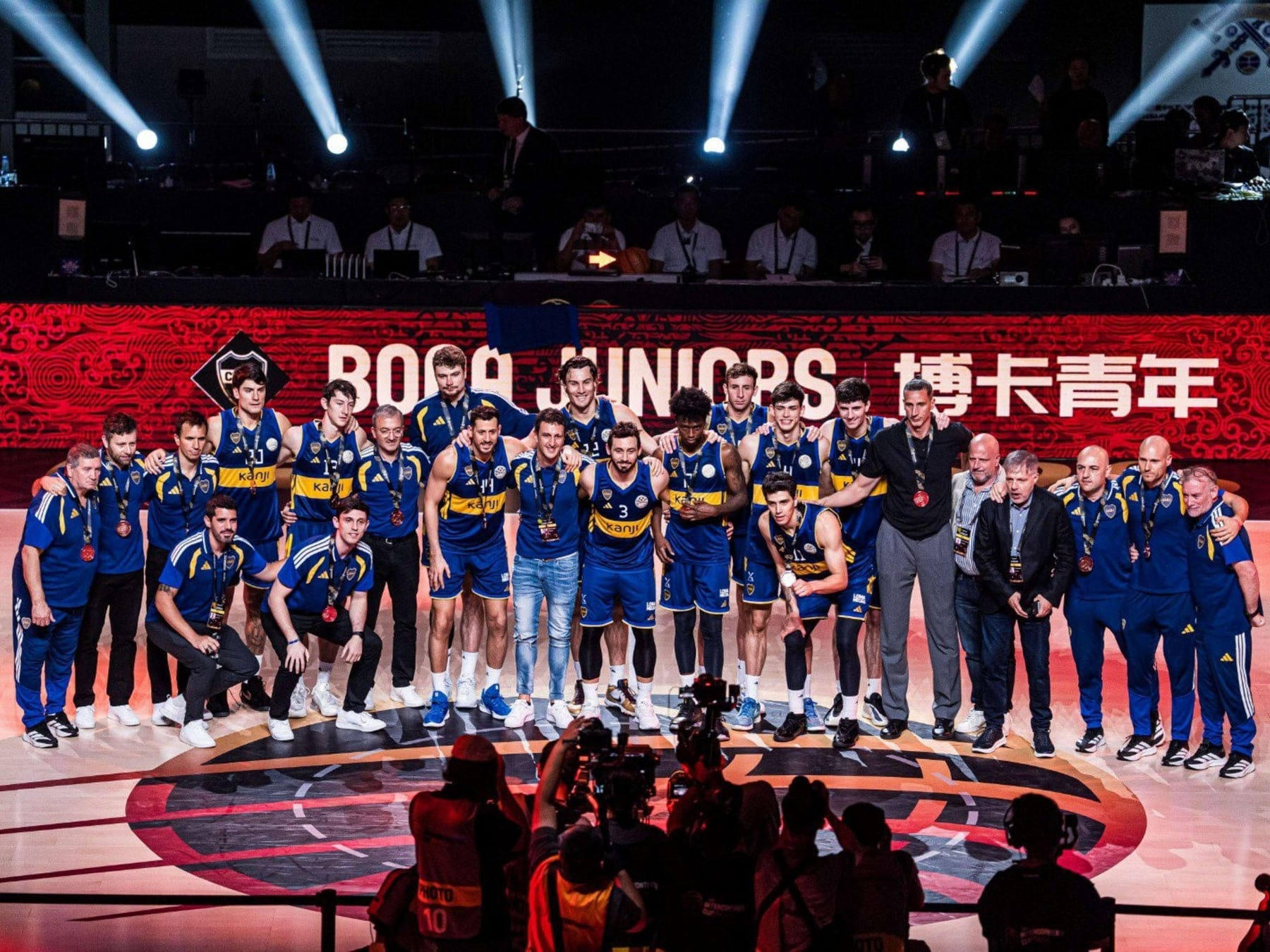 Boca cerró su aventura china con bronce bajo el brazo y un puñado de respuestas