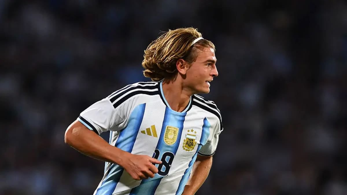 Córdoba sopla a favor: la Argentina gana 2-0 a Bolivia en el reencuentro post-Mundial