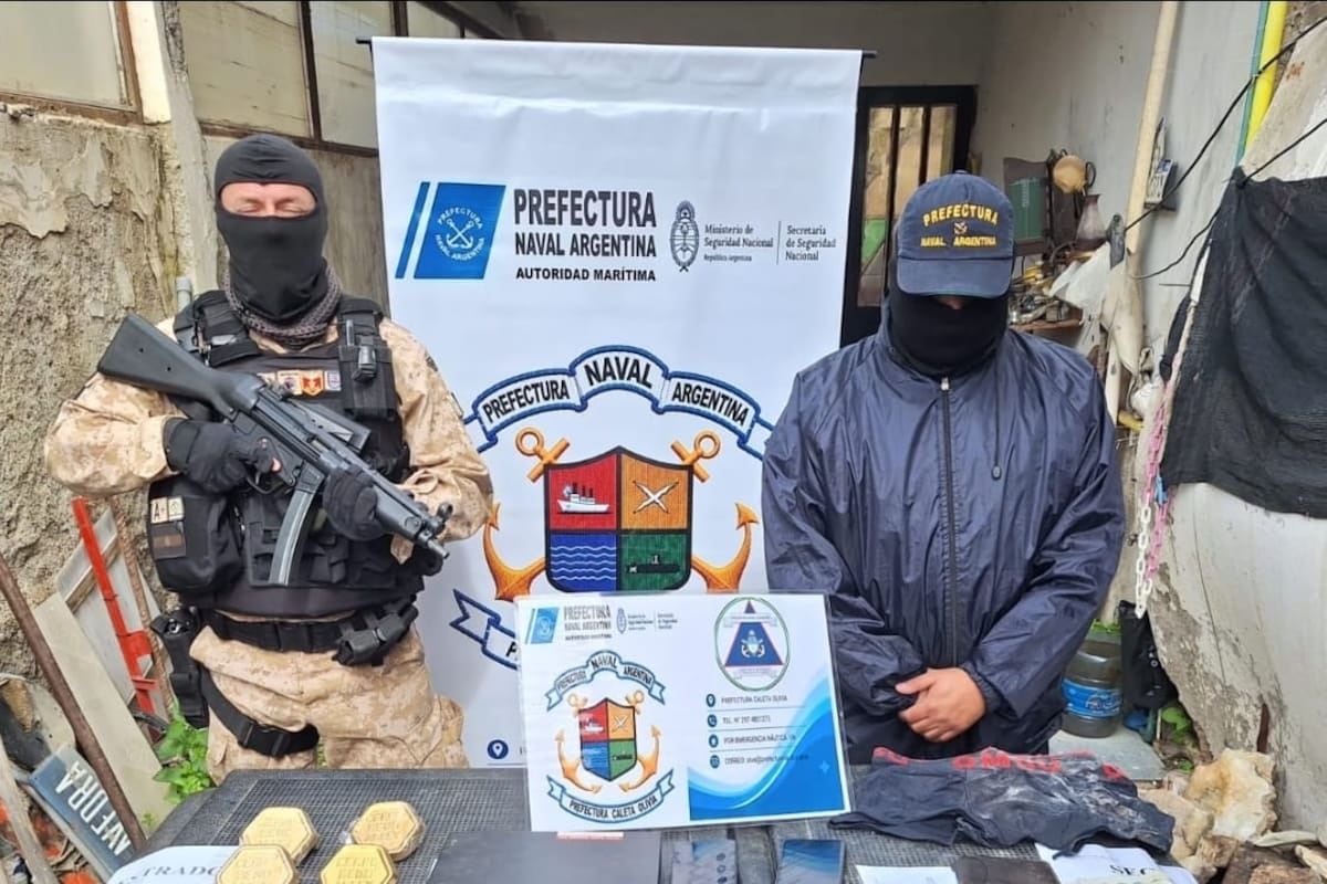 Diez kilos de oro dentro de un inodoro: el hallazgo que reaviva la búsqueda de un hombre desaparecido en Caleta Olivia