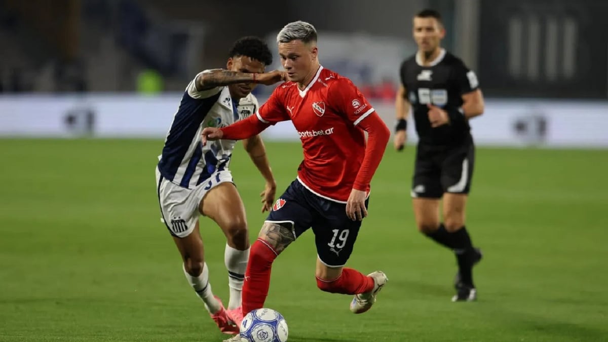 Empate con sabor a poco en el Kempes: al Rojo le ahogaron el grito en la línea