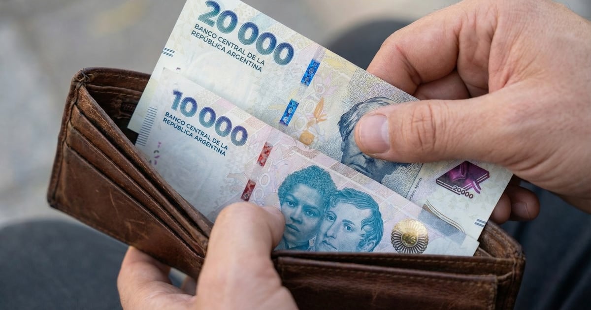 El humor económico de los argentinos se mantiene en rojo y la perspectiva a seis meses no alivia el diagnóstico
