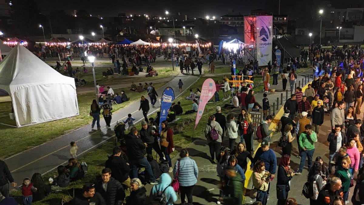 Una feria que se arma para celebrar a las madres en el corazón del Parque Jaime de Nevares
