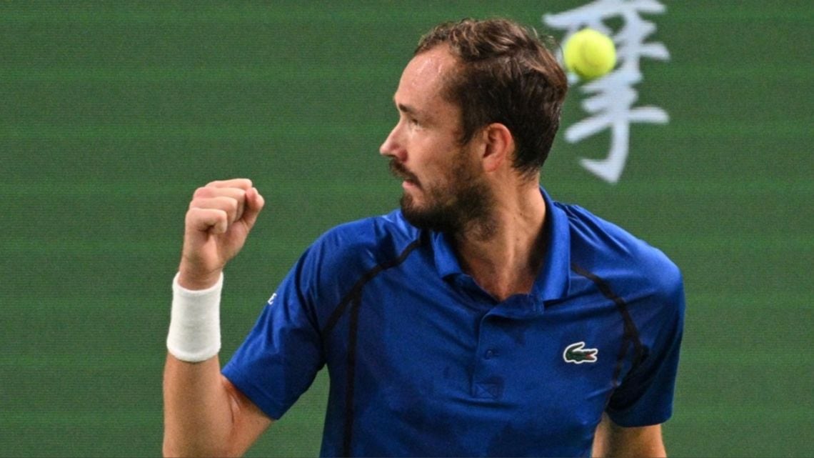 Jódar, el pibe que sopla fuerte en Shanghái, se cruzará con Medvedev en semis
