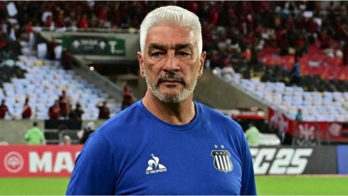 Talleres se hunde en La Bombonera y queda último, con De Felippe haciéndose cargo a puro descargo