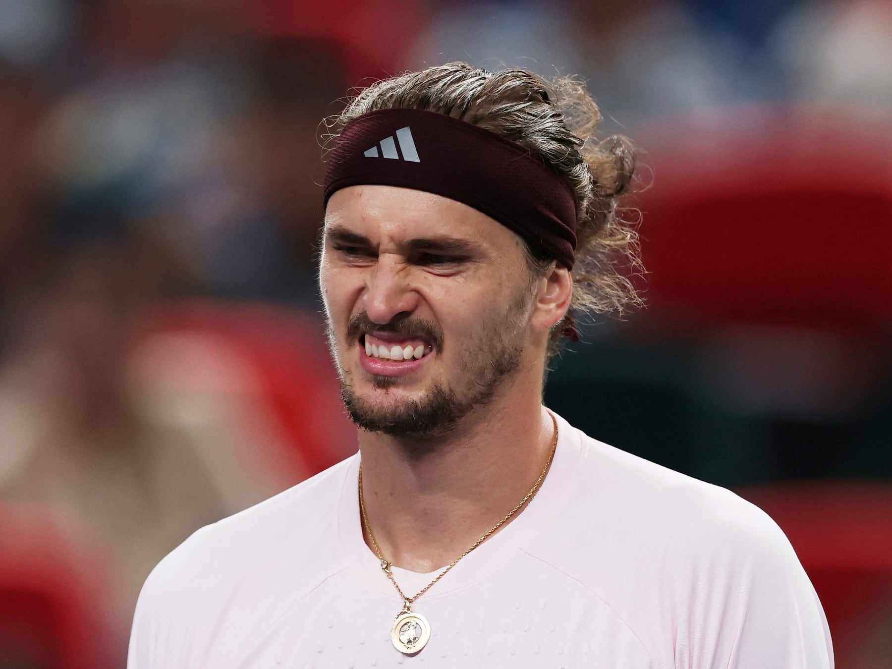 Zverev se quedó sin nafta en Shanghái y la final ya tiene pinta de fiesta criolla