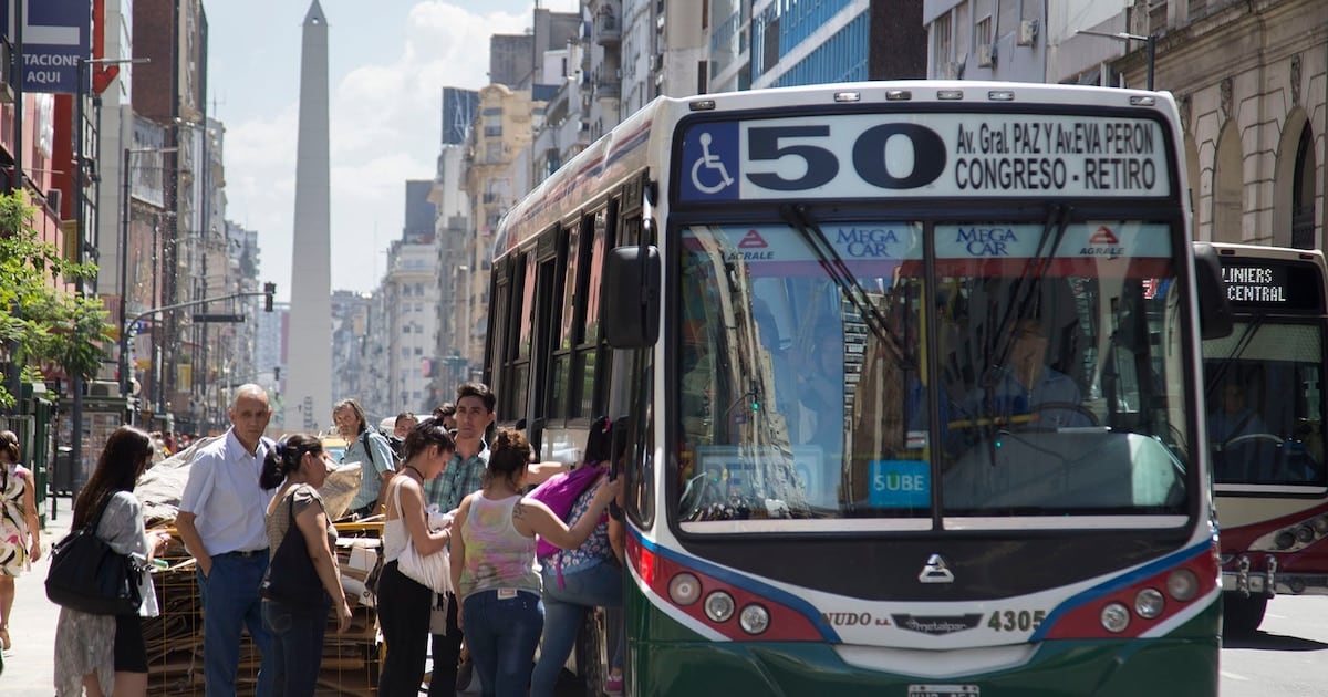 Cuatro cámaras empresarias del transporte del AMBA alertan por un desfasaje de 91.803 millones de pesos en setiembre