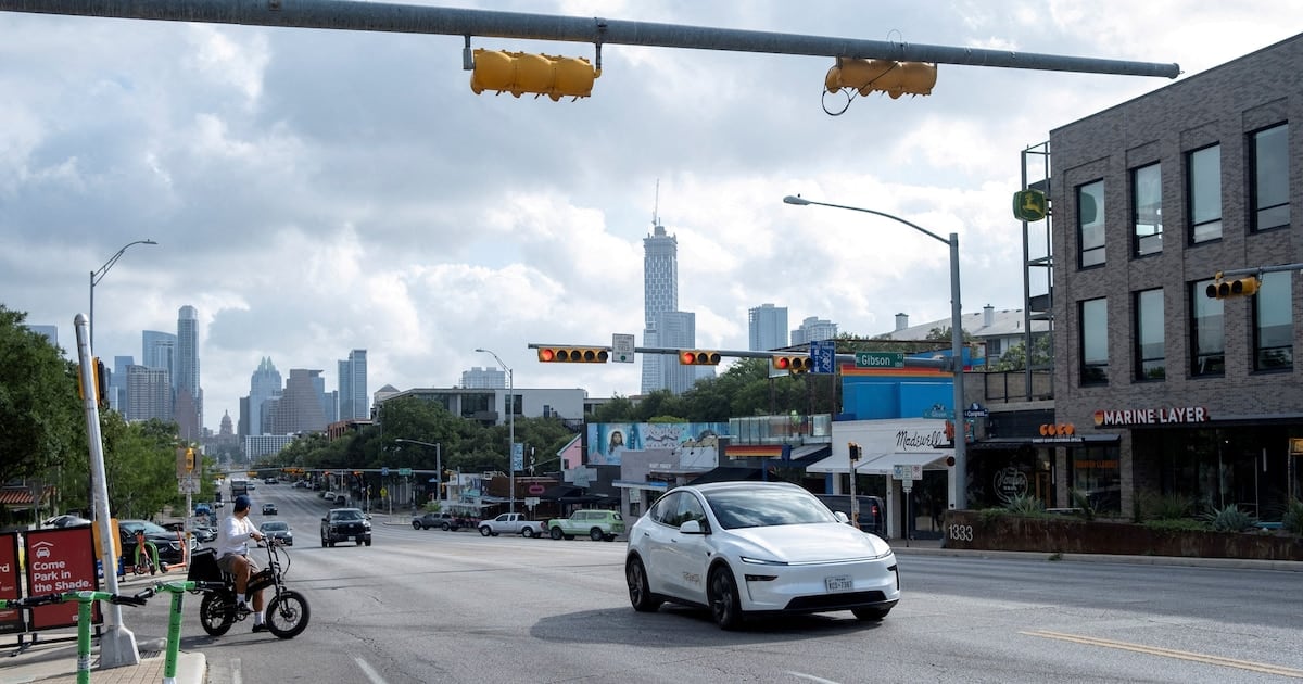 Robotaxis sin ley federal: el mapa local que reordena las calles de Estados Unidos