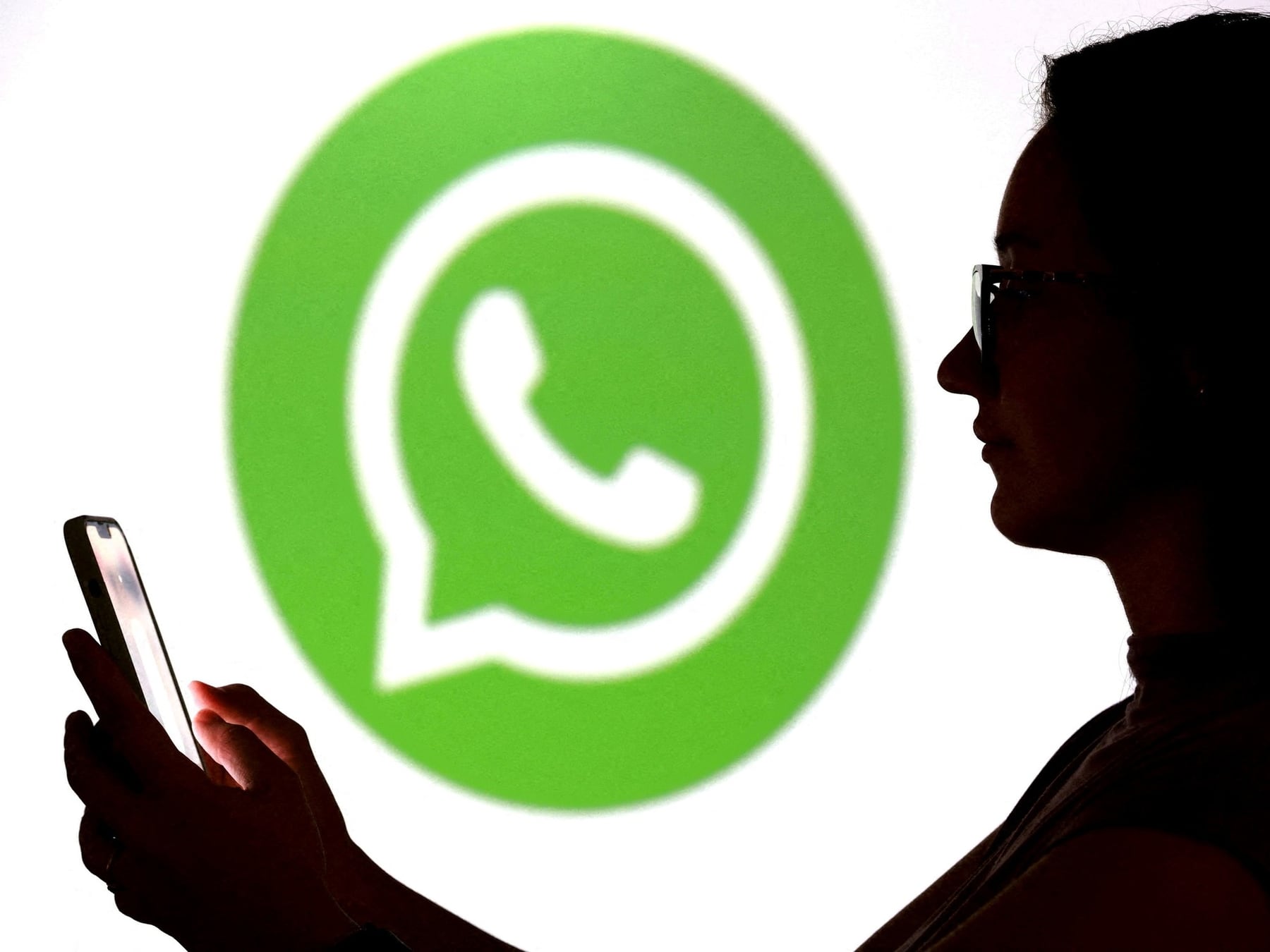 La puerta trasera de WhatsApp: cómo revisar y cerrar accesos no autorizados