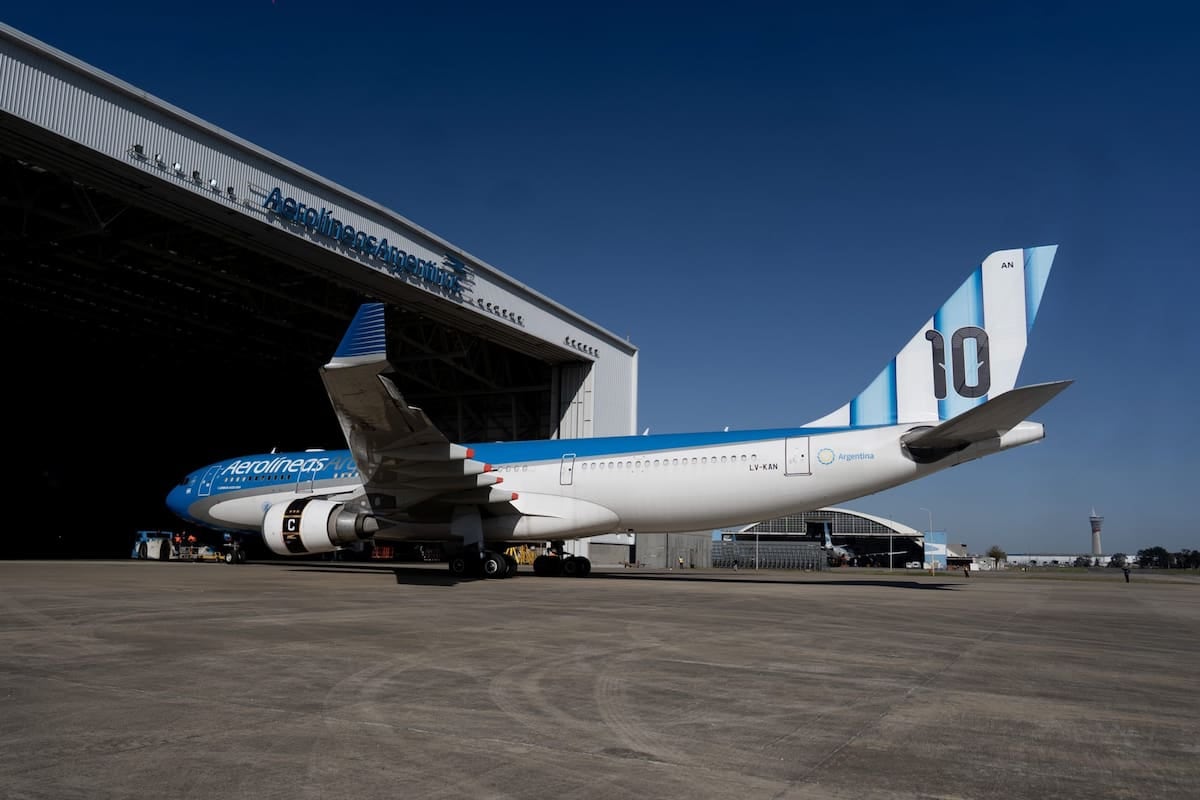 El combustible deja a Aerolíneas Argentinas con_losses de 84 millones de dólares