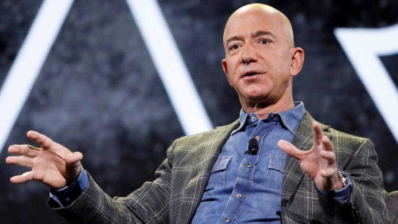 La semana de tres días que Jeff Bezos promete para el futuro del trabajo